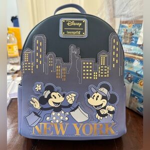 Disney Loungefly Backpack New York City EXCLUSIVE Theme Mickey Minnie Mouse NEW